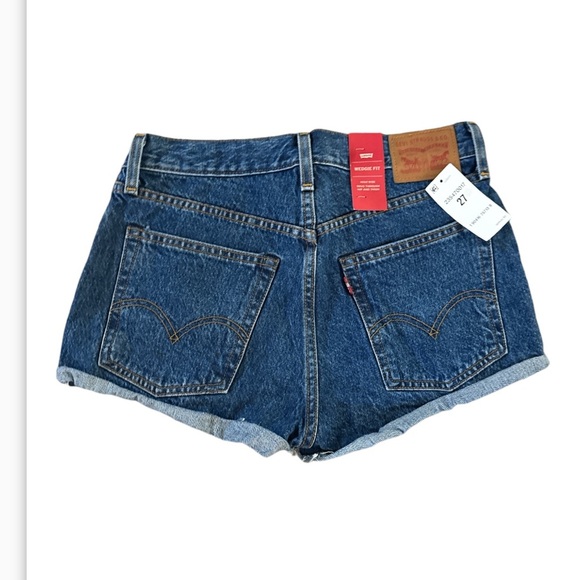 Brand New Levi’s Women’s Wedge Fit Denim Jeans Shorts size 27 $98 - Picture 2 of 7